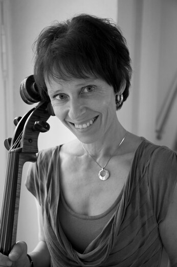 Věra Anýžová - cello